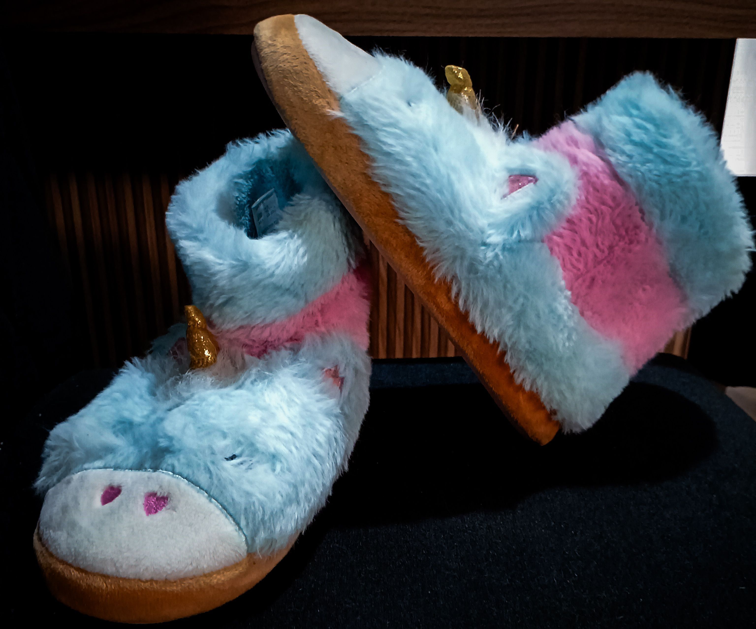 Pantuflas de unicornio Wonder Nation, Talla 3.5
