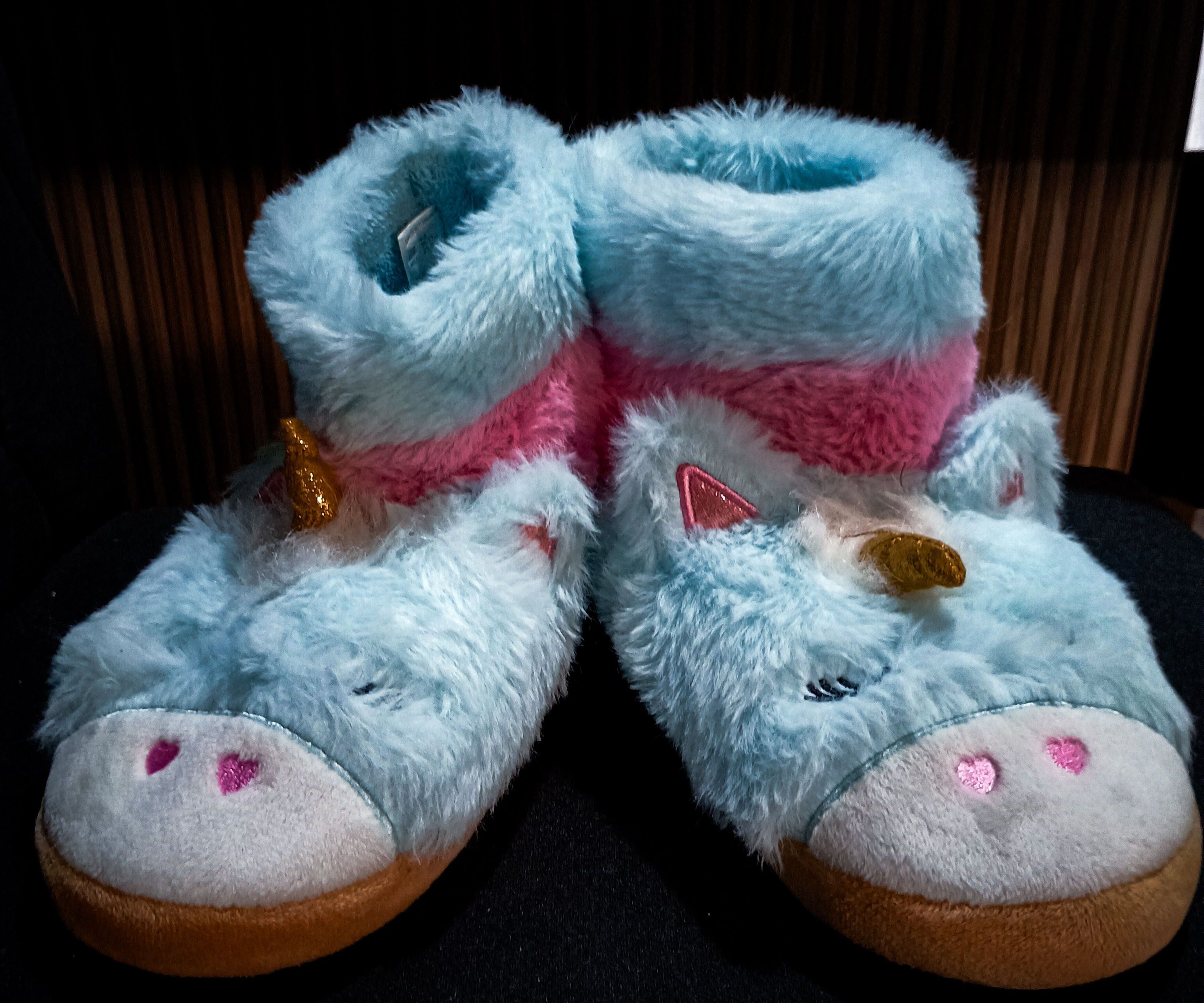 Pantuflas de unicornio Wonder Nation, Talla 3.5