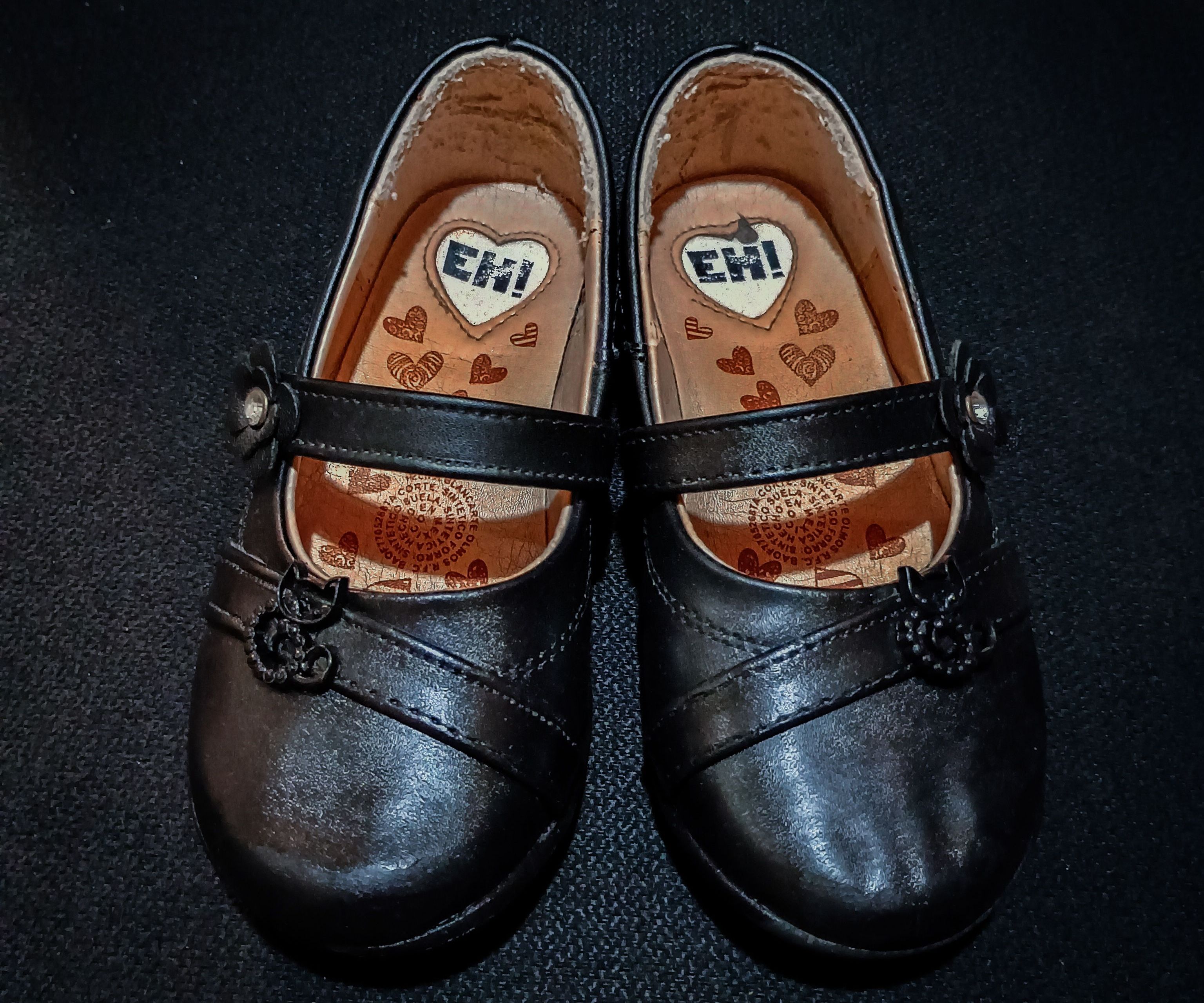 "PROMOCIÓN 2X1" LLÉVATE ESTOS ZAPATOS NEGROS TALLA 17 MX Y PLATEADOS TALLA 17.5 MX