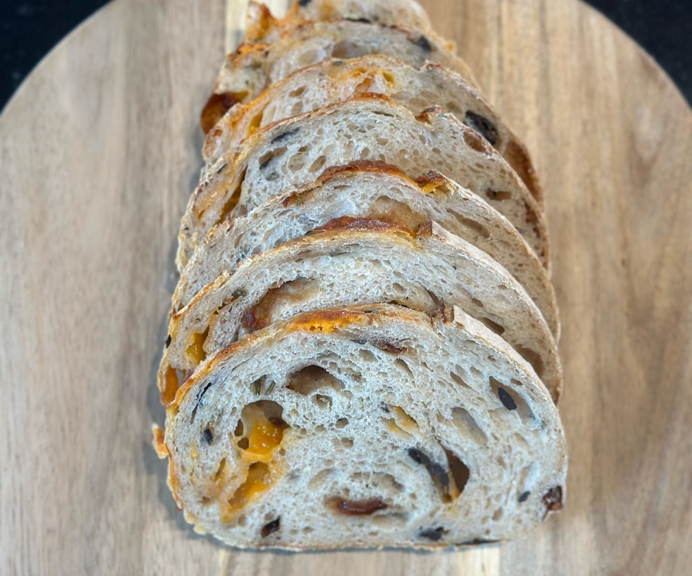 Black Olives, Sun-dried Tomatoes, Rosemary, Italian Herbs & Leicester Cheese Semi-Wholewheat Sourdough Loaf (Mini)