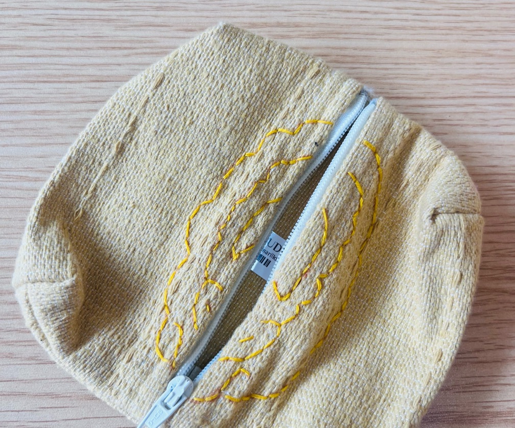 Toallero bordado Amarillo