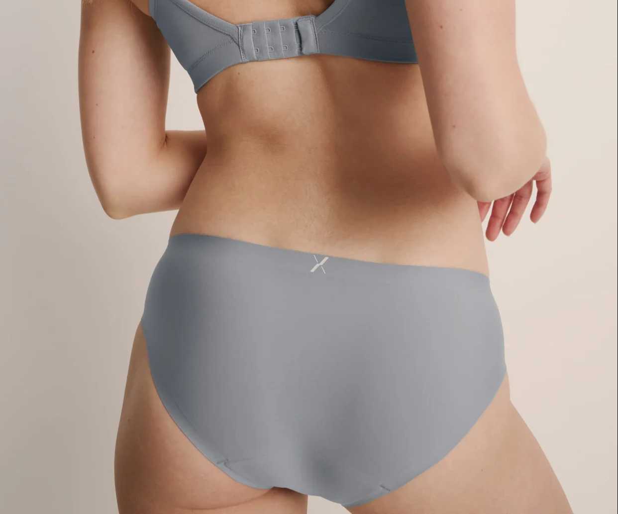 Bikini menstrual Talla M Gris Glacier