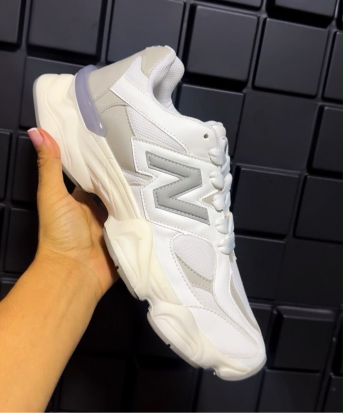 New Balance 9060 Luxo Branco/Gelo