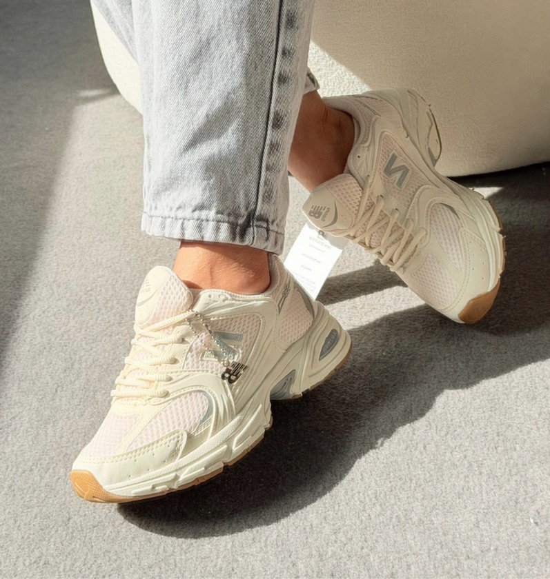 New Balance 530 Off