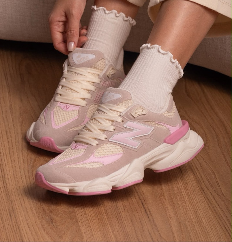New Balance 9060 Nude/Rosa
