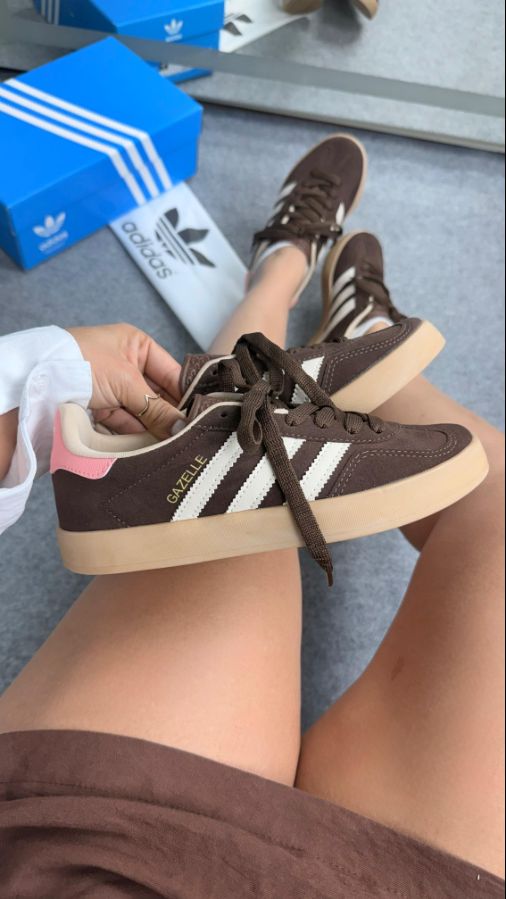 Adidas Gazelle Premium Preto/Branco Feminino - Disponível 34 AO 39
