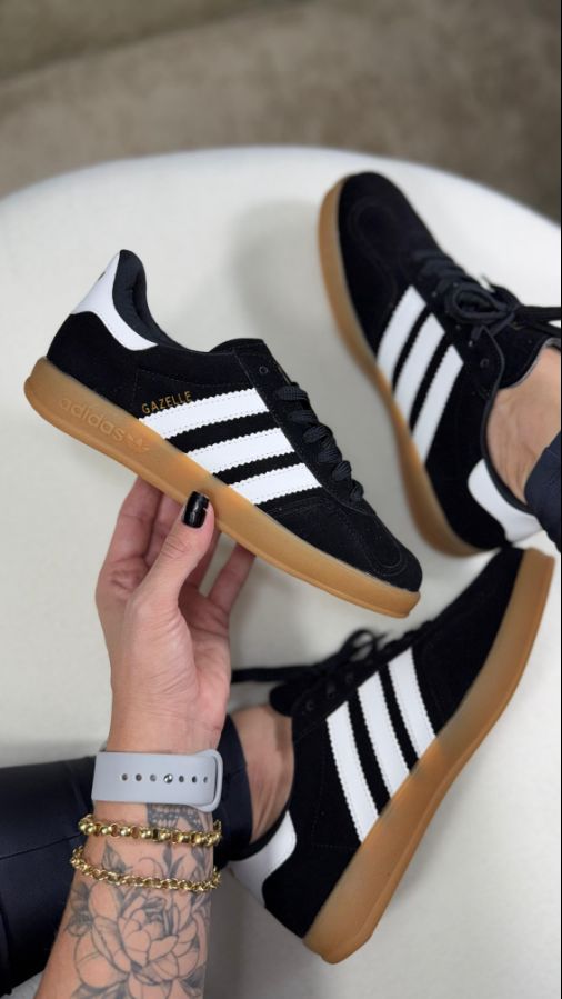 Adidas Gazelle Couro Camurça Feminino Preto/Branco Solado emborrachado Caramelo