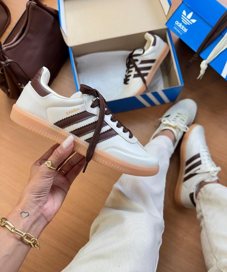 Adidas Samba Off/Café Sintético Acompanha Dois Cadarços Feminino