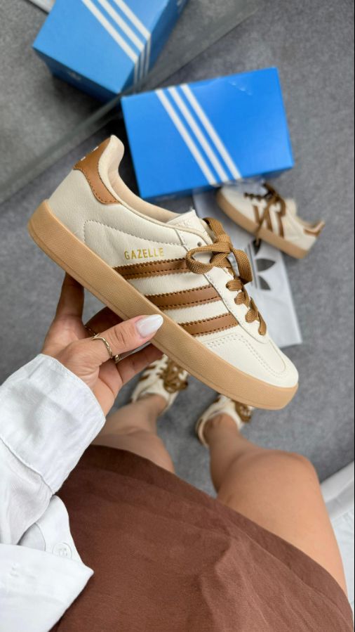 Adidas Gazelle Premium Bege/Caramelo Feminino - Disponível 34 AO 39