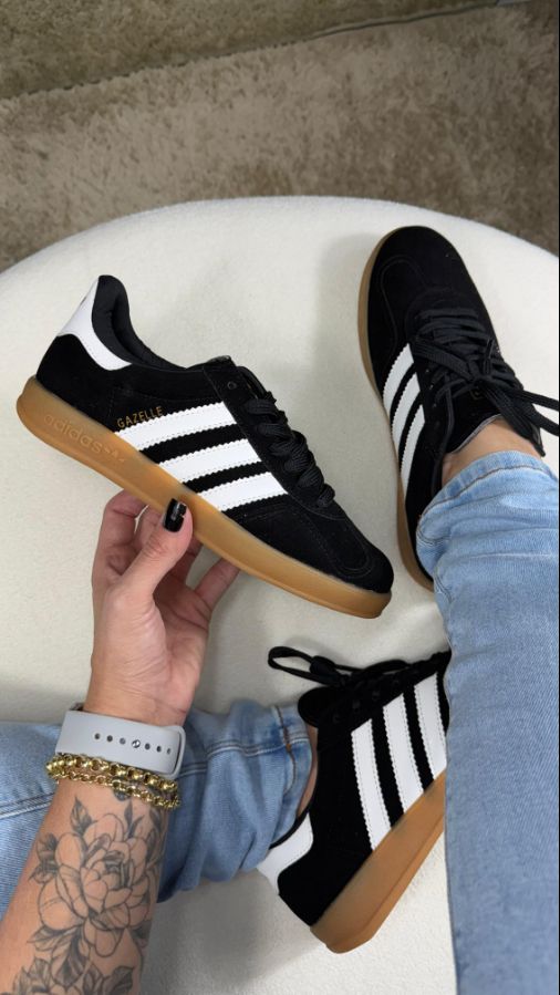 Adidas Gazelle Couro Camurça Feminino Preto/Branco Solado emborrachado Caramelo