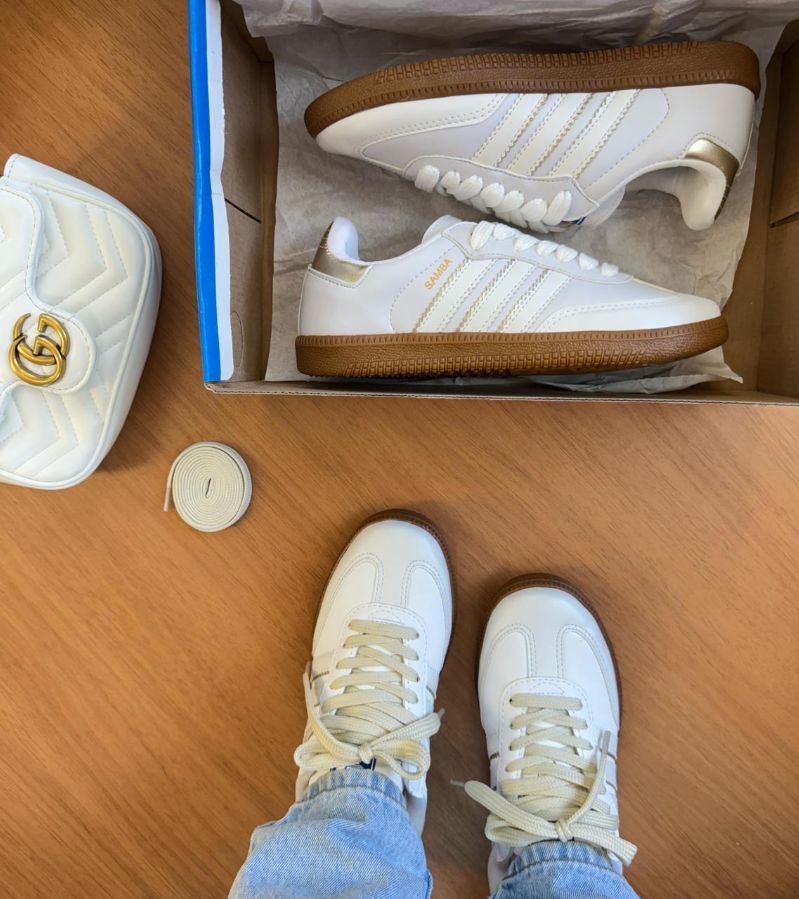 Adidas Samba Branco/Dourado Sintético Acompanha Dois Cadarços Feminino