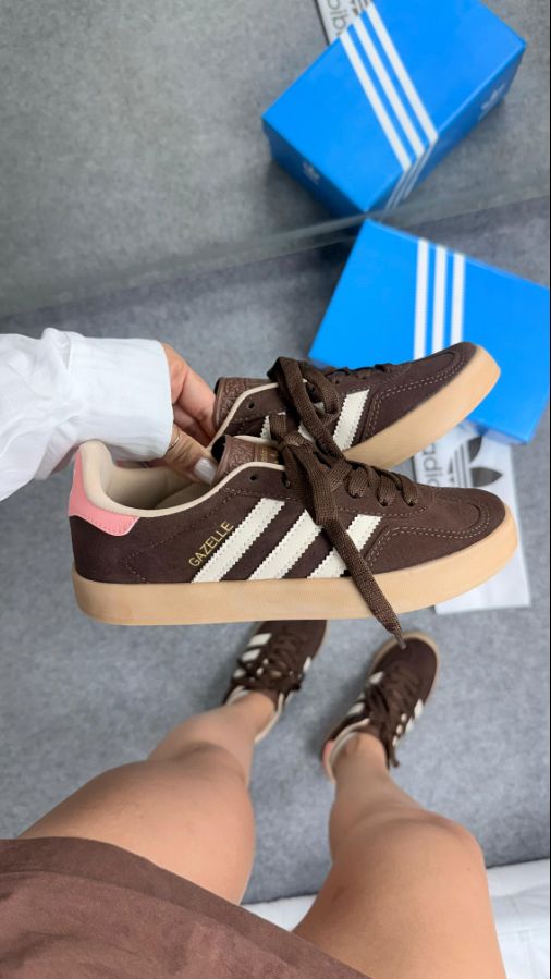 Adidas Gazelle Premium Preto/Branco Feminino - Disponível 34 AO 39