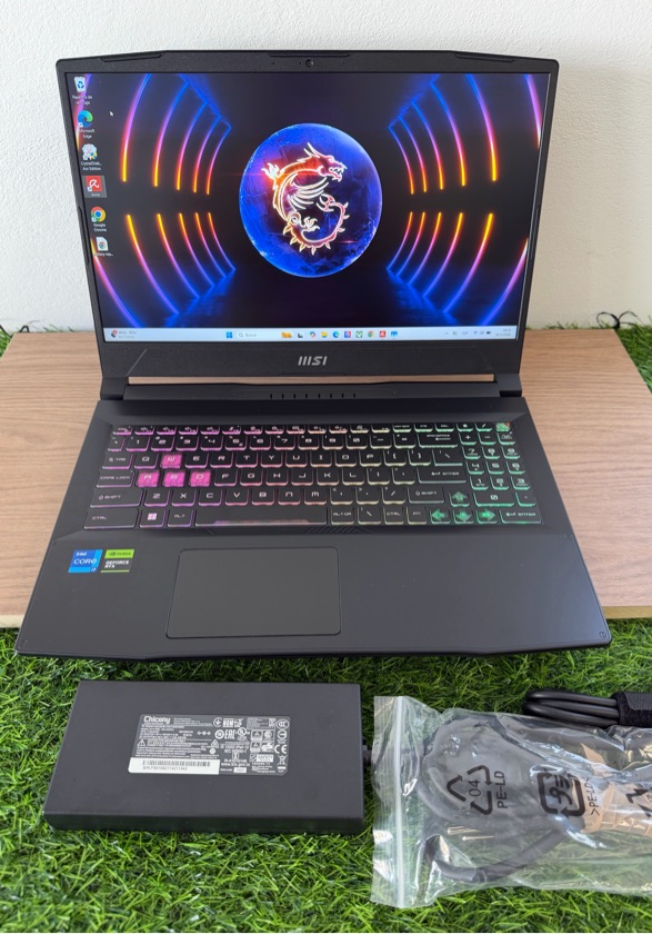 💻🧑🏻💻 MSI Katana 15 B13VEK.
