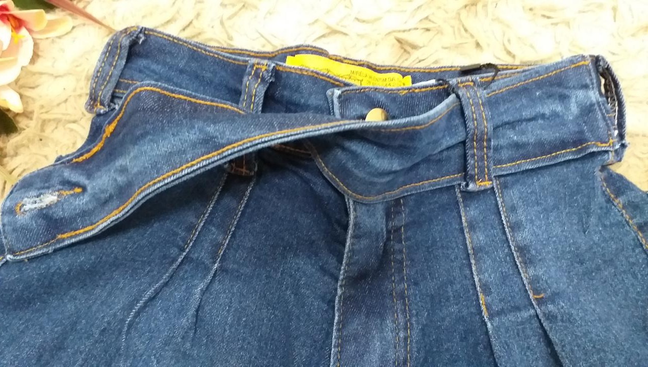 Short Jeans Ayram Cintura alta Cinto abotoar lateral N.36