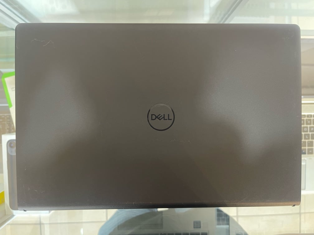 LAPTOP DELL Inspiron 15 3000