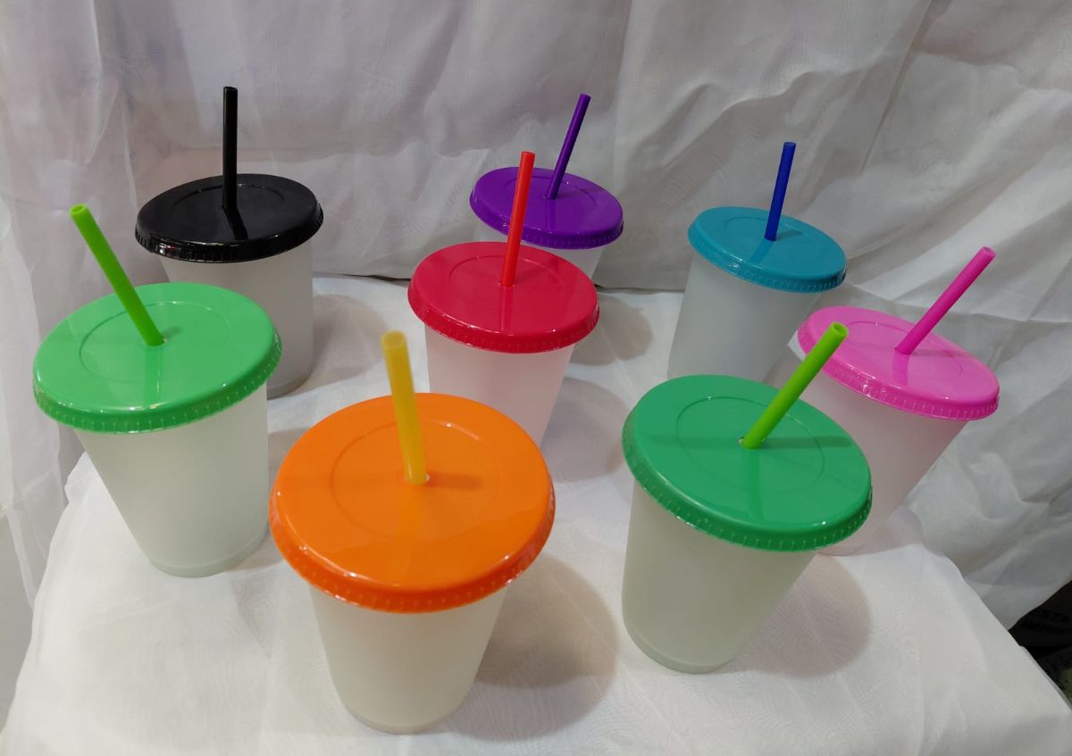 Vaso plastico con tapa VERDE CLARO