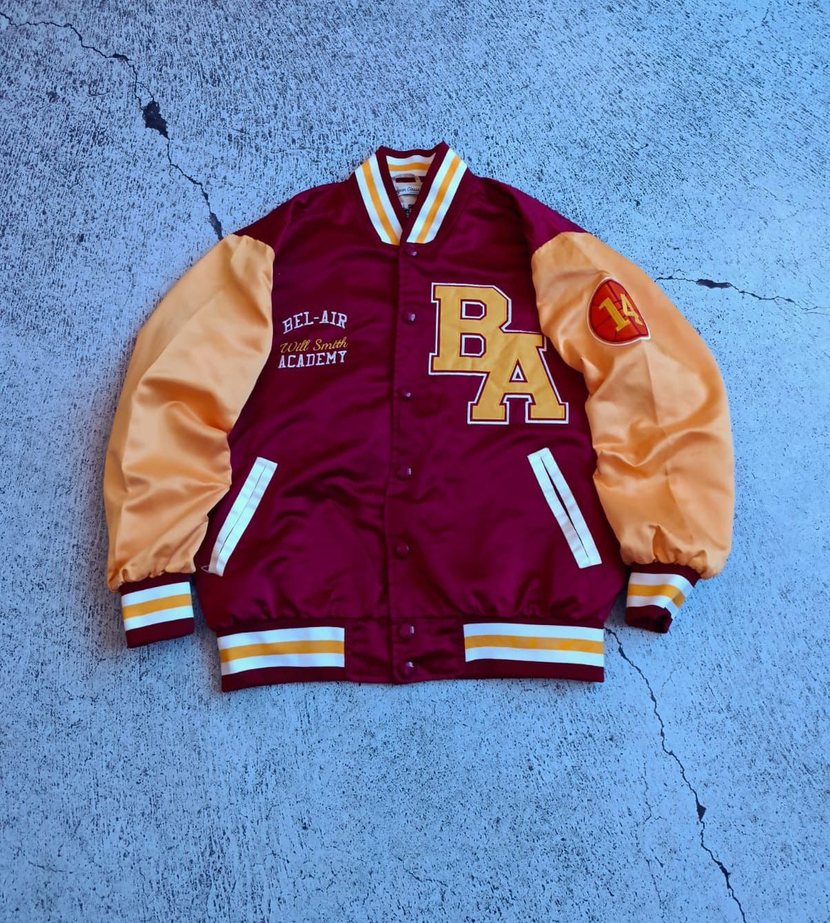 Varsity Headgear Classica x El principe del Rap 👑