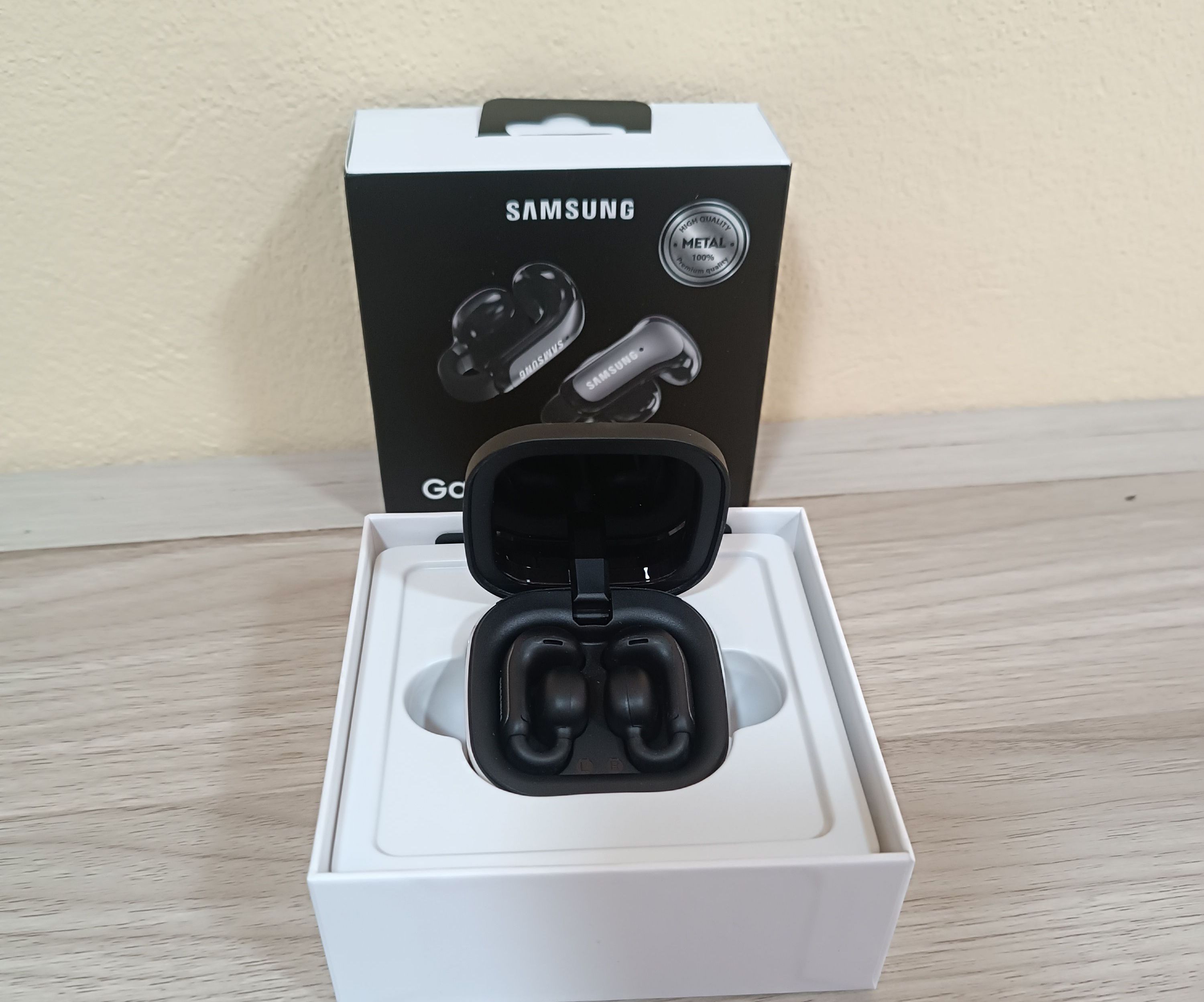 Audífonos Bluetooth Samsung Galaxy Buds W520