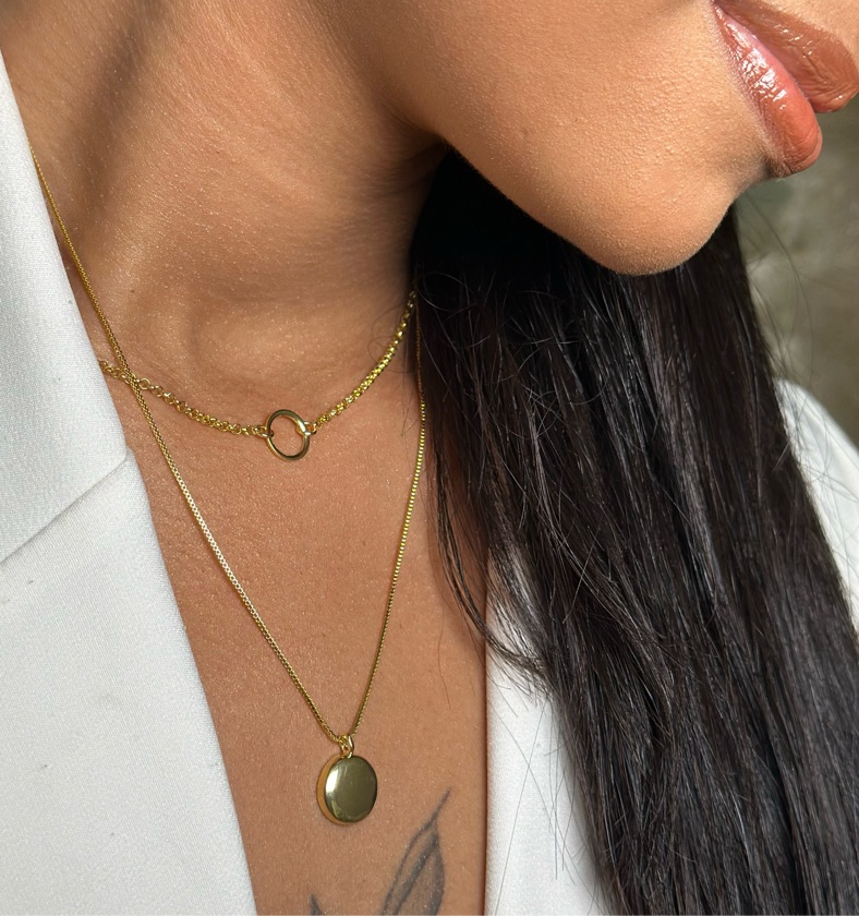 Colar Chocker Minimalista Arco