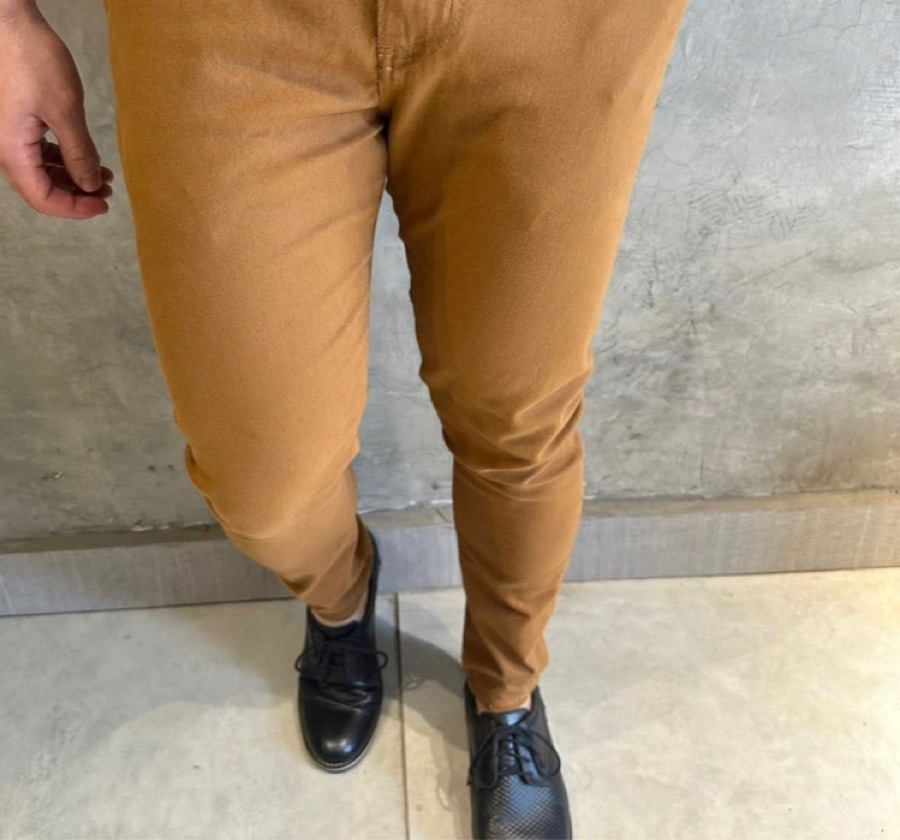 Calça Alfaiataria Sarja Marrom