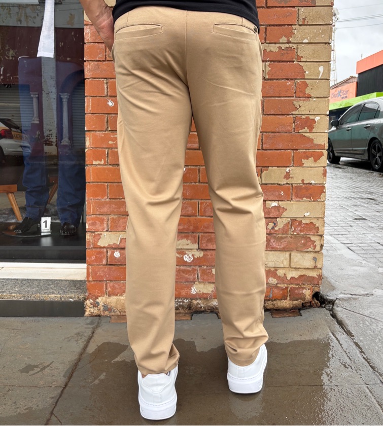 Calça Chino Slim Poliamida Bege