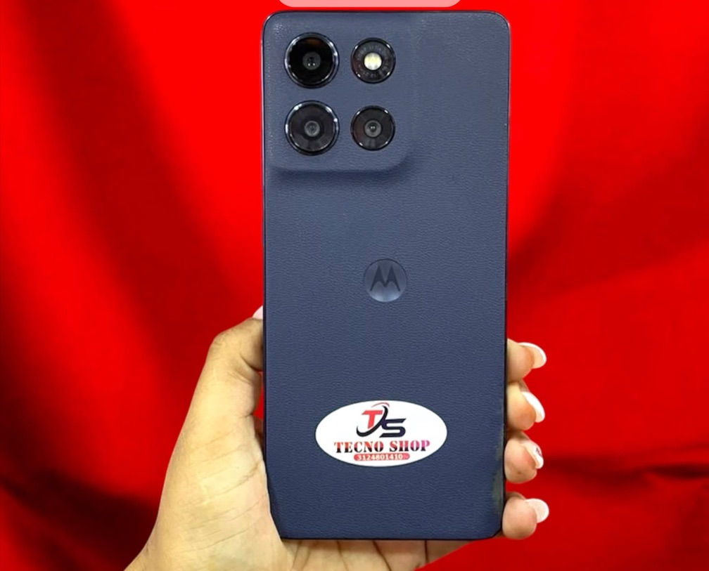#4 moto g86 de 256 GB y 8 RAM usado en perfecto estado