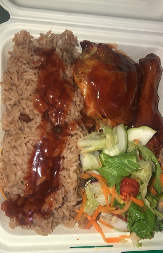 Barbecue chicken and rice
