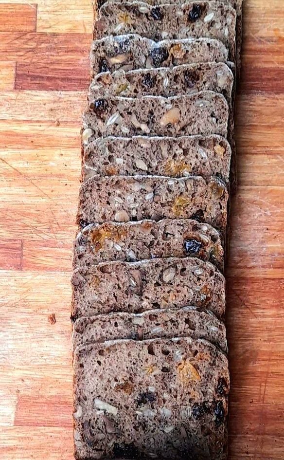 GERMAN (Vollkornbrot) de molde Ⓥ 🆓🥛