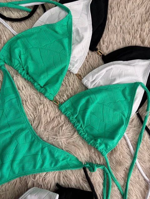BIKINI ANKARA | Bikini triangulito texturada mahe con detalle + less para atar