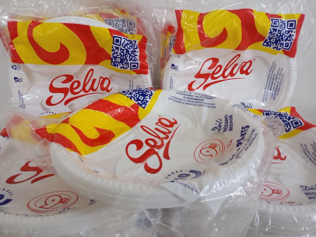 SELVA // Plato 9" (23cm) desechables Redondos REF 900002 codigodebarras 097537063356 (bulto de 50 empaques total 500 platos) precio por empaque de 10unid SELVA