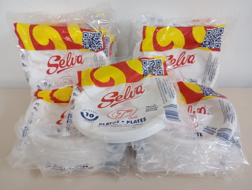 SELVA // Plato 7" (18cm) desechables Redondos REF 700005 codigodebarras 097537063325 (bulto de 50 empaques total 500 platos) precio por empaque de 10unid SELVA