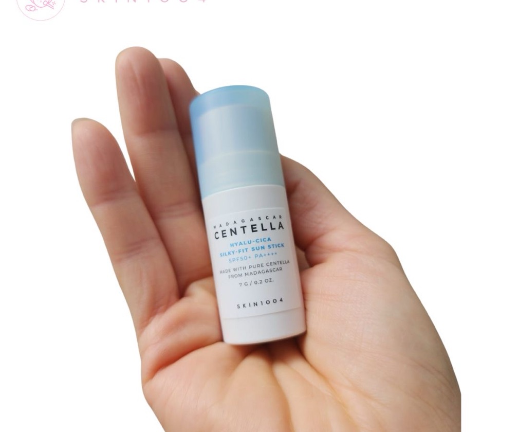 Skin1004 - Mini Madagascar Centella Hyalucica silky-fit sun stick 7g
