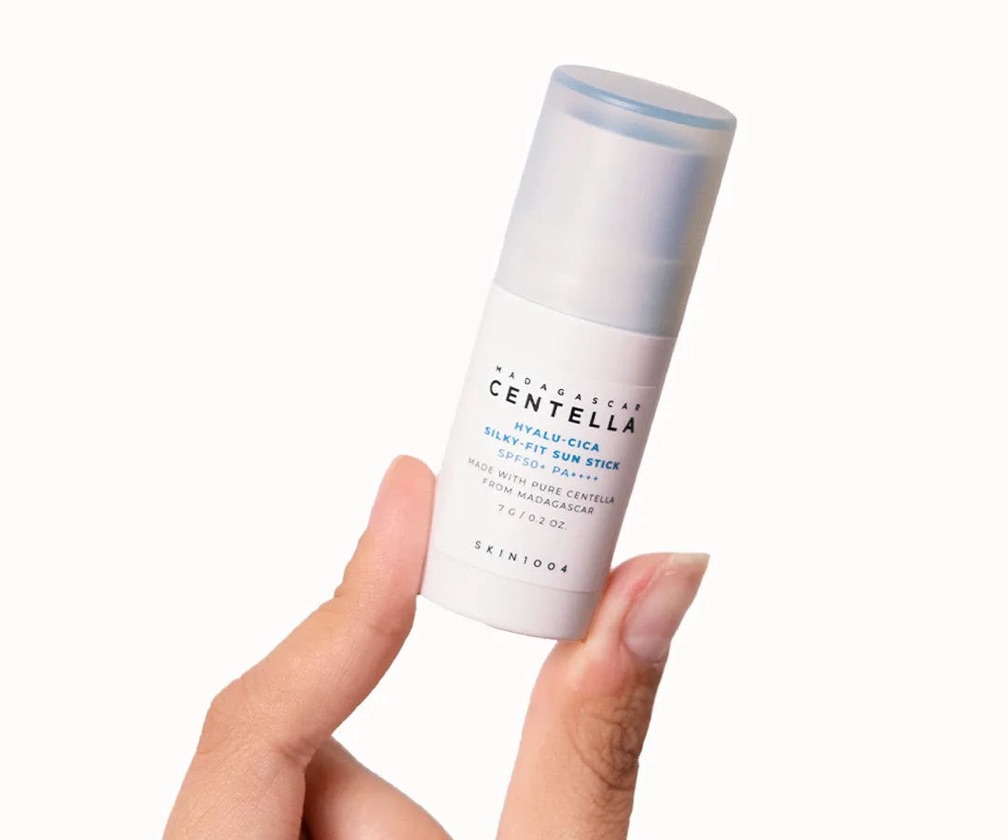 Skin1004 - Mini Madagascar Centella Hyalucica silky-fit sun stick 7g