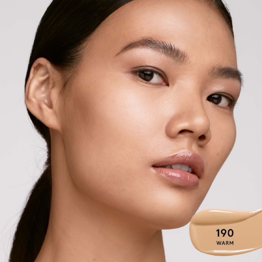 Base de maquillaje hidratante de larga duración Soft'Lit Naturally Luminous 190 cálido
