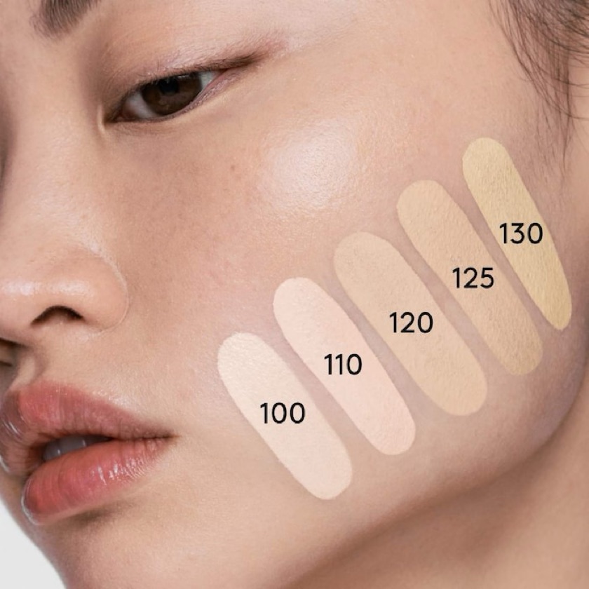 Base de maquillaje hidratante de larga duración Soft'Lit Naturally Luminous 120 neutral
