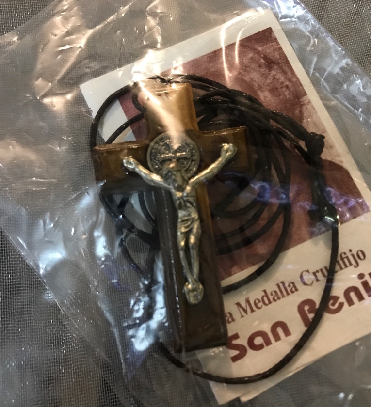 Cristo cordón 4 cm. San Benito 01