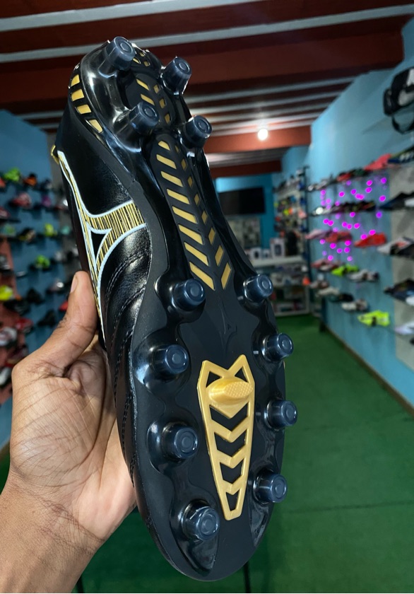 Mizuno Morellia Neo Made In Japan Pro - Black/Gold