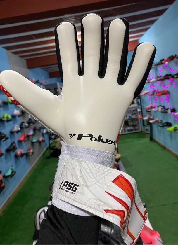 Luva Goleiro Poker Profissional Cyclone