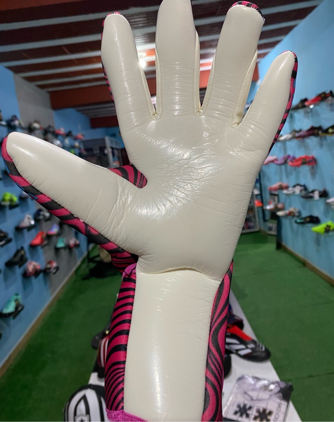 Luva Goleiro Profissional Atlander Predator