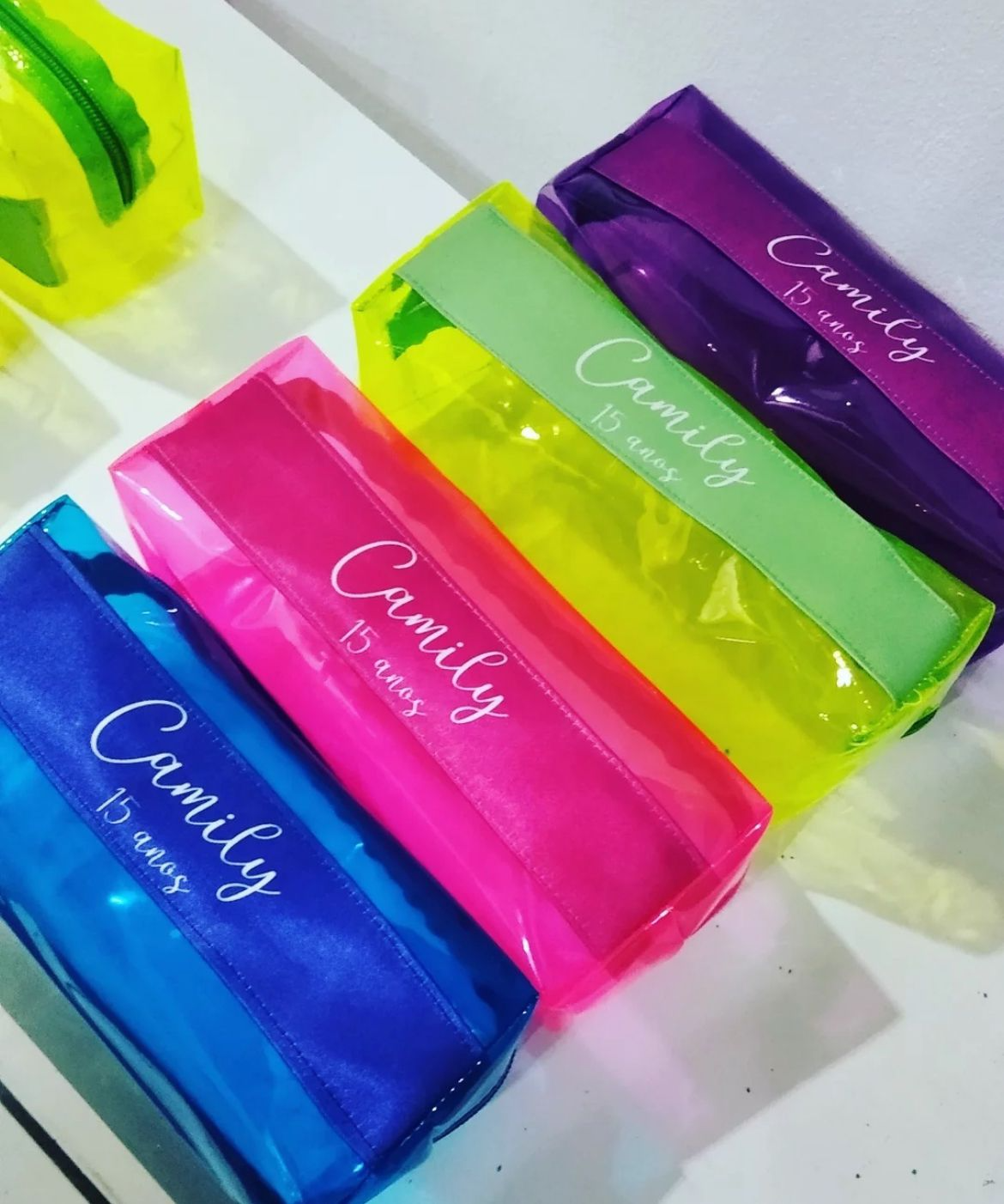 ESTOJO NEON 18X7