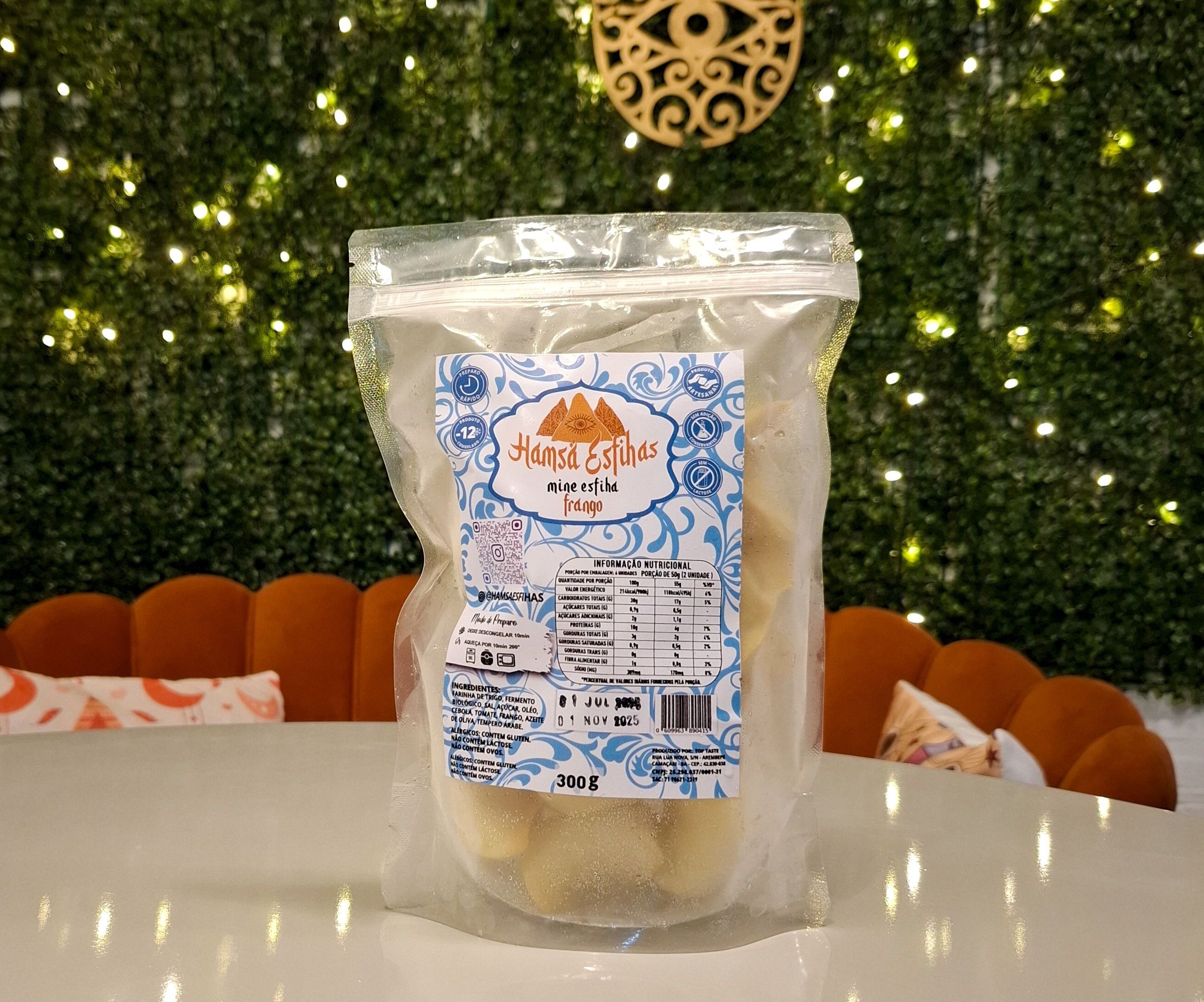 Mini Esfiha de Frango