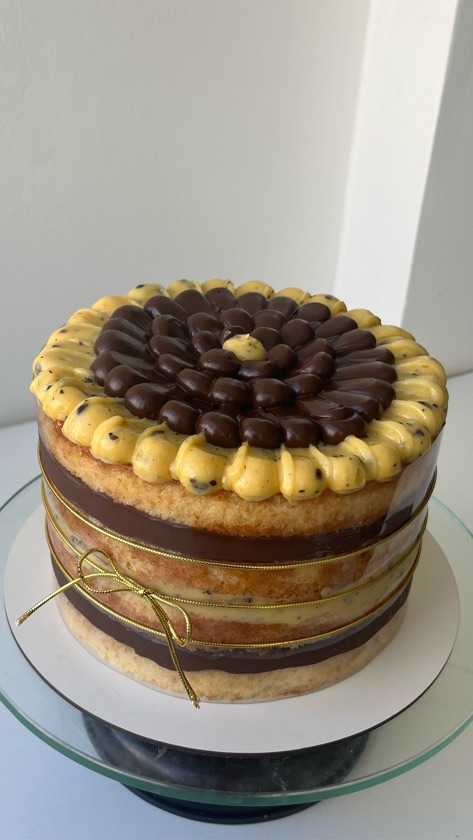 Naked cake