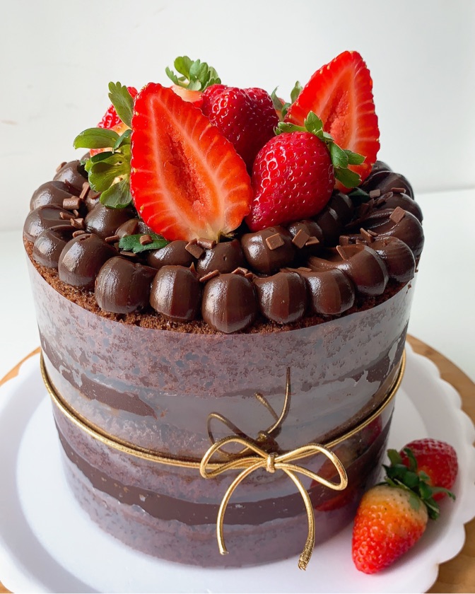 Naked cake