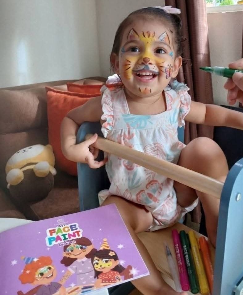 🎨 Kit de Crayones Pinta Caritas "Face Paint Kit" (12 piezas) 🦁