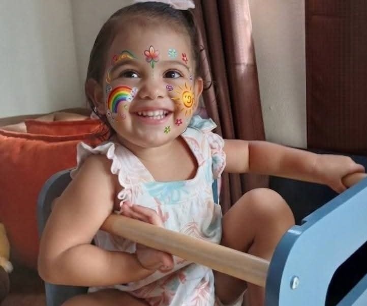 🎨 Kit de Crayones Pinta Caritas "Face Paint Kit" (12 piezas) 🦁
