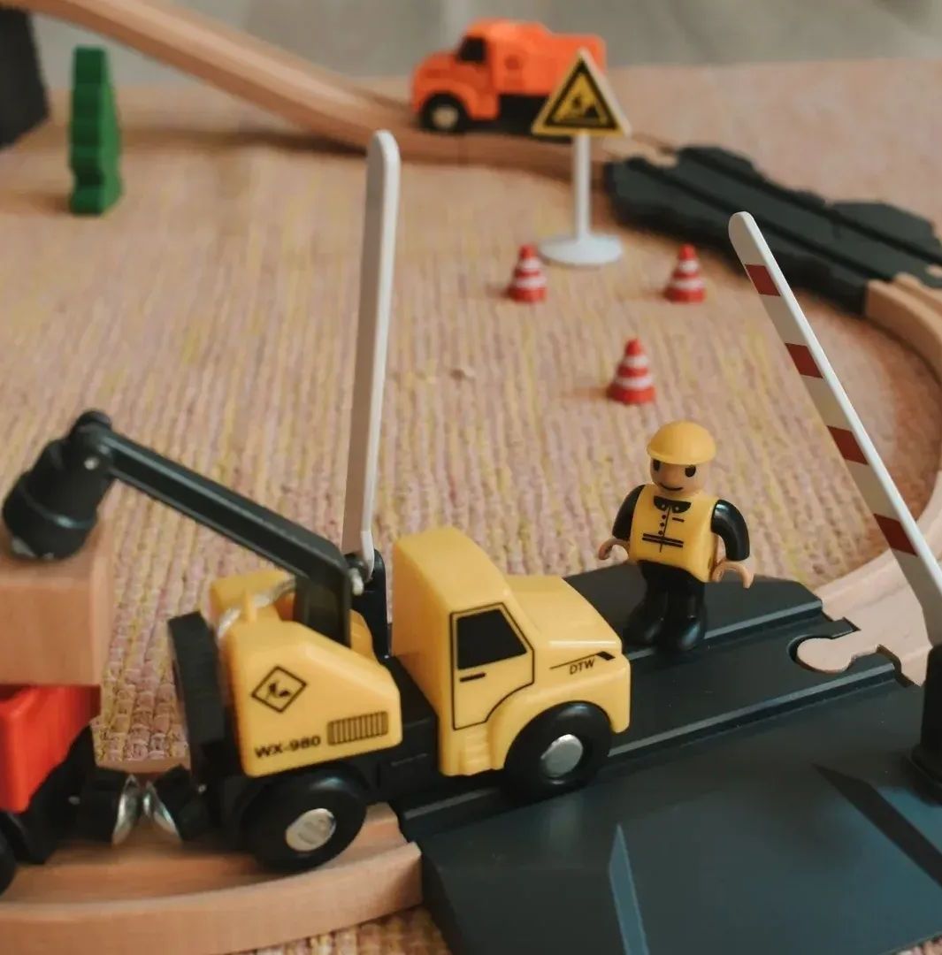 🏗️ Pistas de Tren de Construcción (35 piezas) 🪵