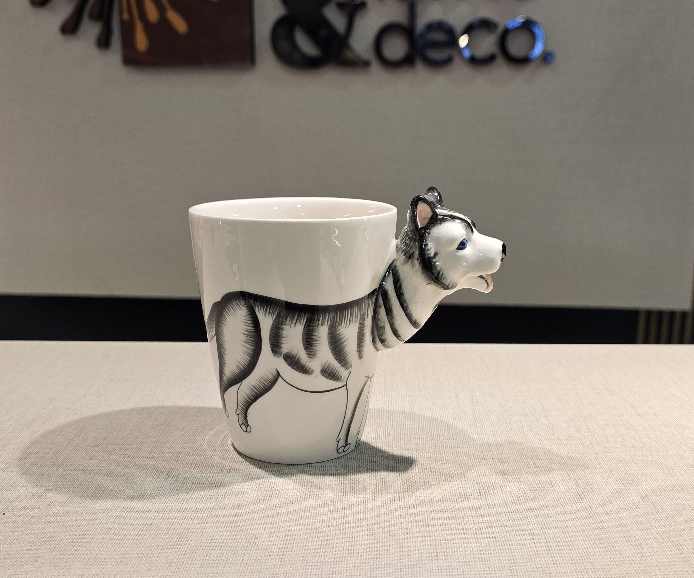 Taza cerámica animales en 3D vista 4