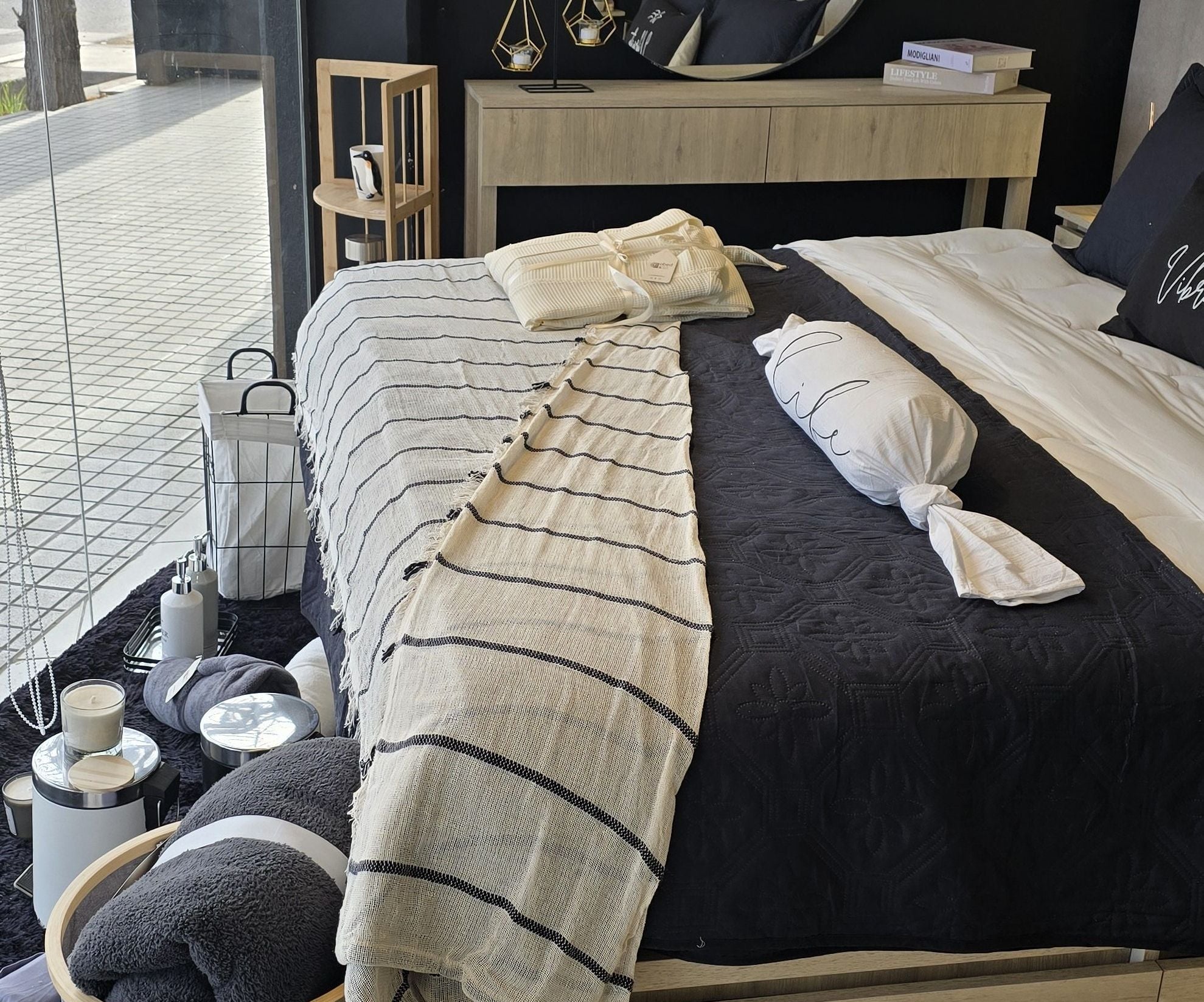 Pie de cama vista 6