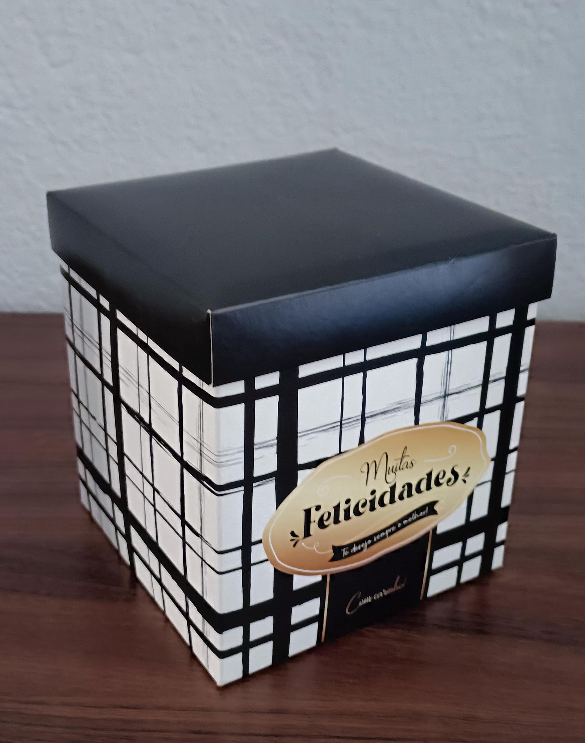 Caixa De Presente Muitas Felicidades 11x11x12