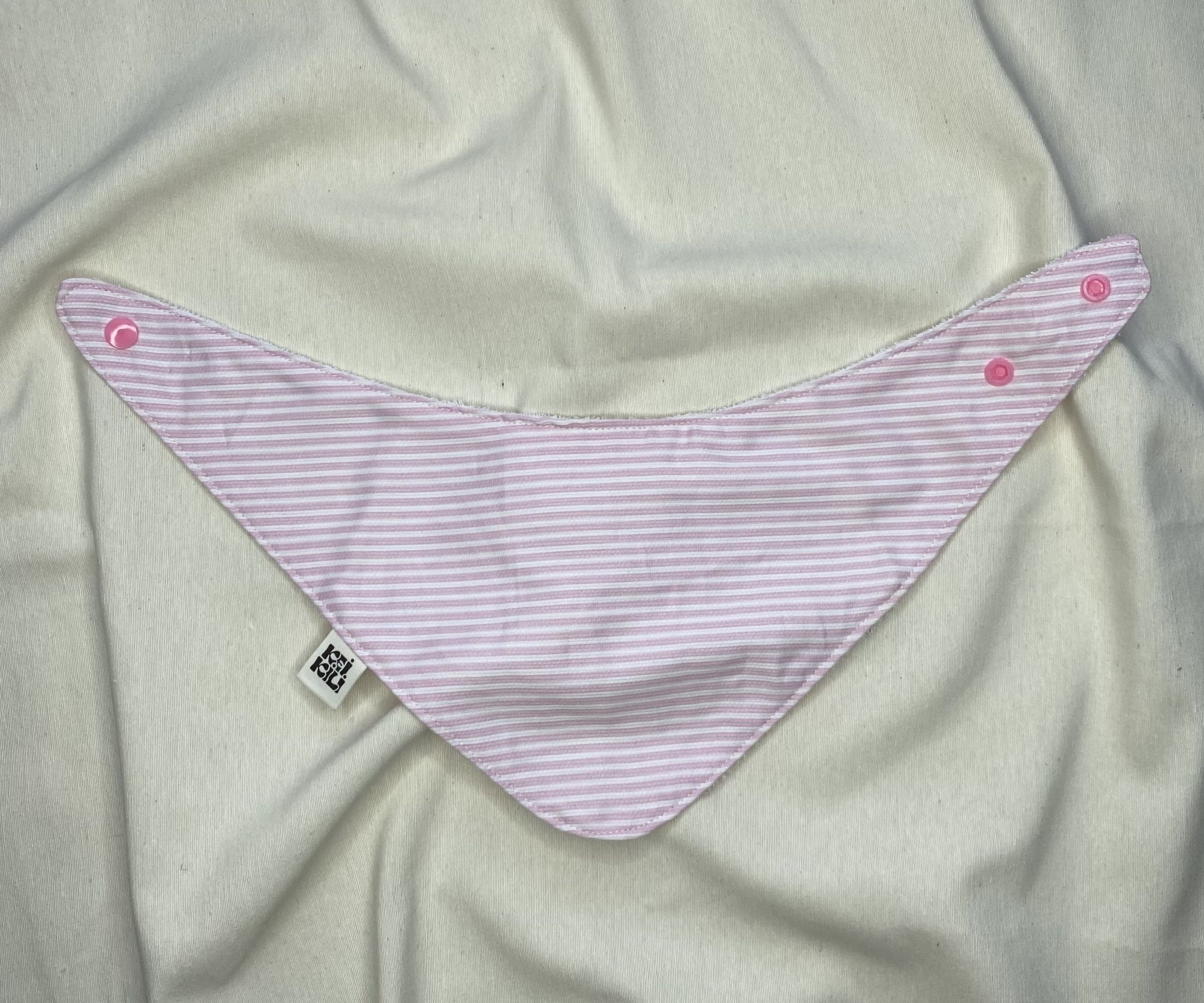 BABERO BANDANA - RAYAS ROSAS
